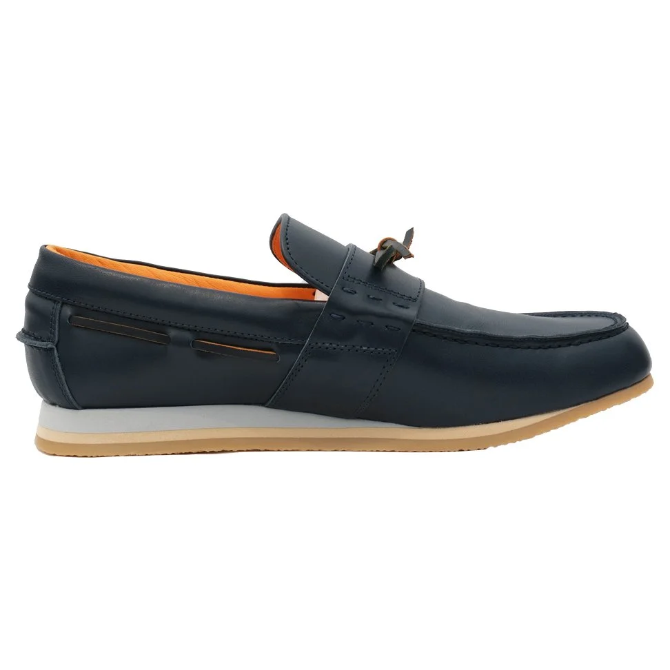 THE COLOR “LOAFERS” — THE UNION